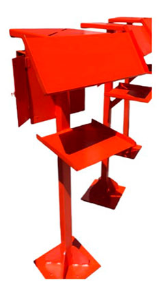 Pedestal para computadora con monitor, teclado y CPU